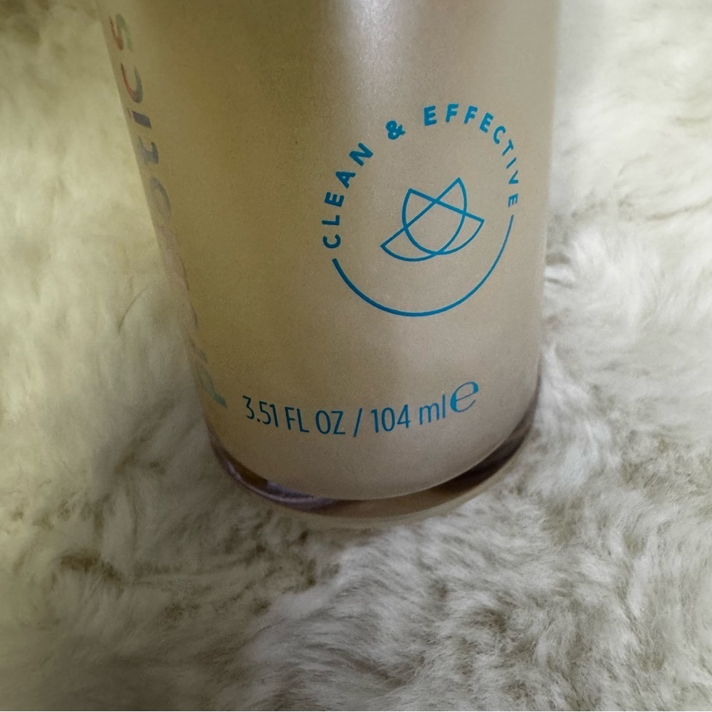 Tula Signature Glow Refreshing & Brightening Face Mist 3.5 Fl Oz NWOT - Picture 7 of 9